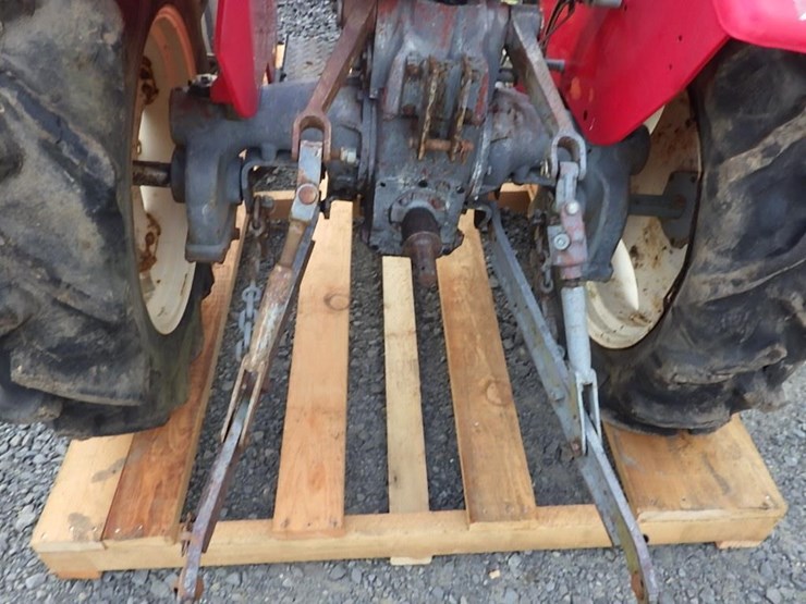 mitsubishi-tractor-image-15