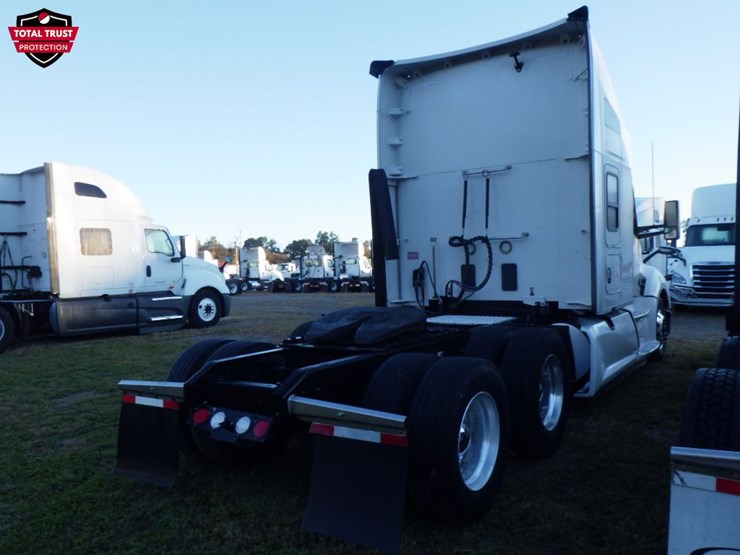 2022-kenworth-t680-image-7