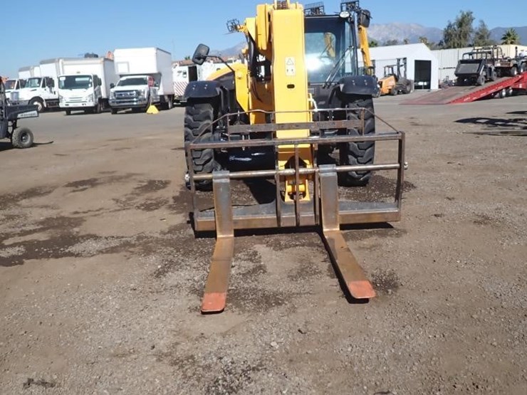 2019-jcb-509.42f-telescopic-reachlift-image-7