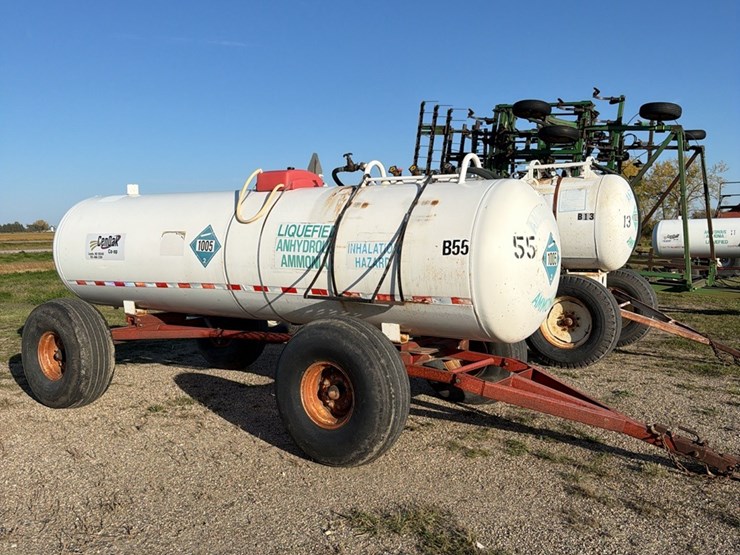 11-9-1450-gallon-nh3-tank-16.5l---16.1-sl-tires-image-13
