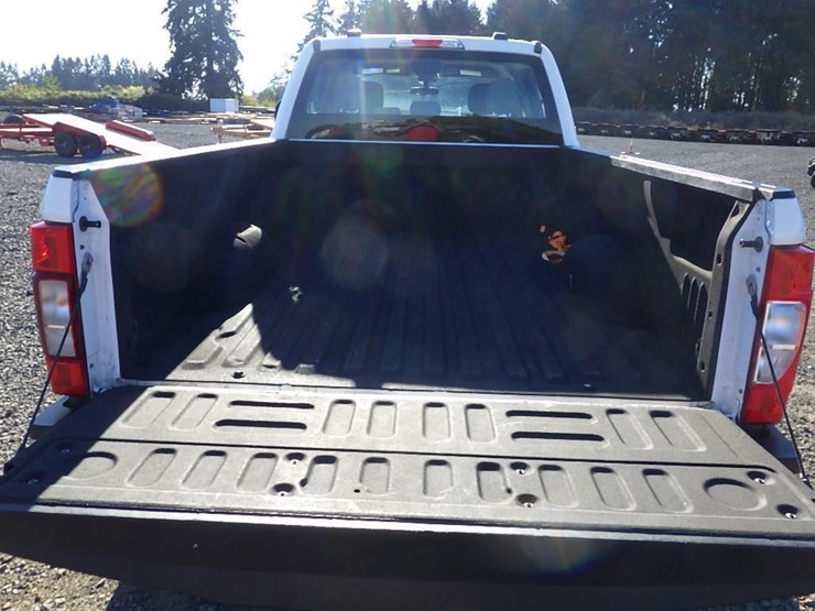 2020-ford-f350-image-19