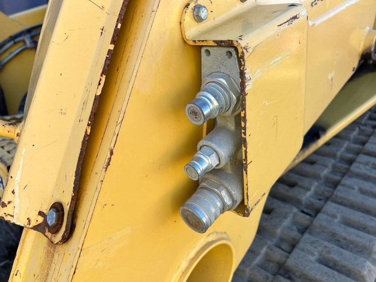 2013-yanmar-t210-image-13