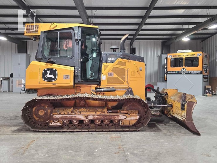 2020-deere-650k-image-6