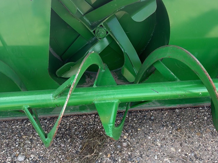 frontier-model-sb1174-like-absolutely-brand-new-3-point-snow-blower,-hydraulic-chute,-john-deere-jiffy-hitch,-none-nicer,-check-photos-image-24