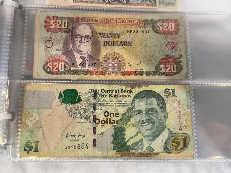 #40307-•-foreign-currency-bank-notes-image-151