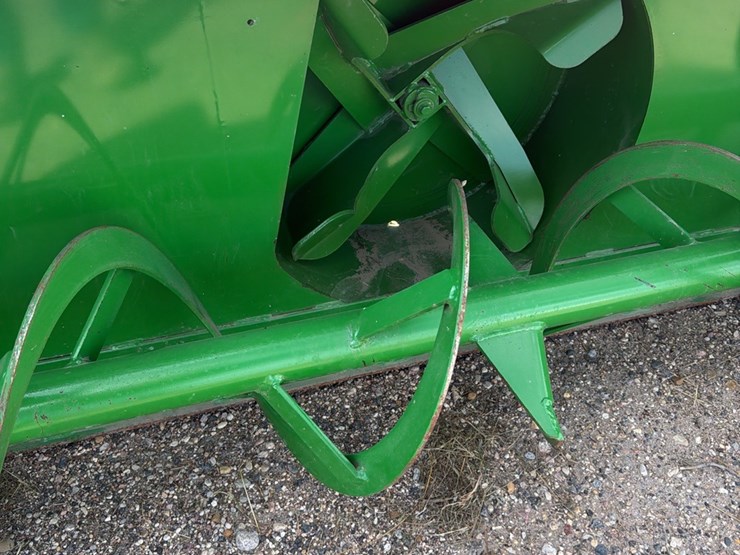 frontier-model-sb1174-like-absolutely-brand-new-3-point-snow-blower,-hydraulic-chute,-john-deere-jiffy-hitch,-none-nicer,-check-photos-image-23