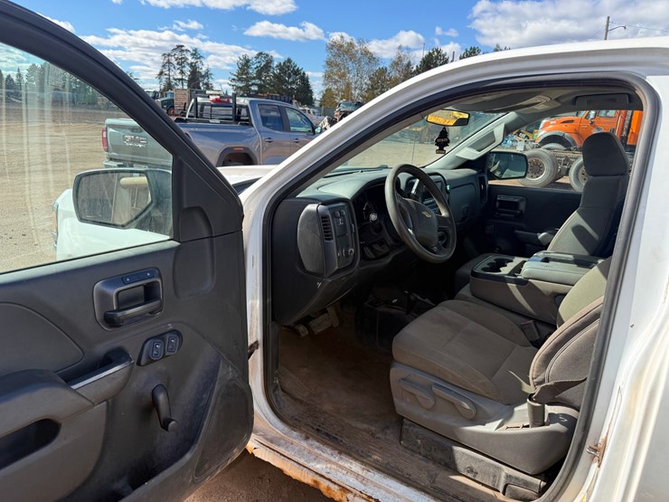 2014-chevrolet-1500-image-19