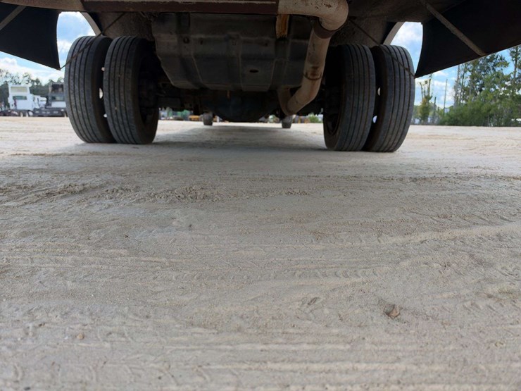 2008-ford-f550-image-28