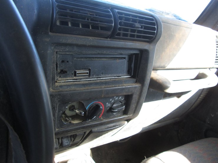 2000-jeep-wrangler-image-26