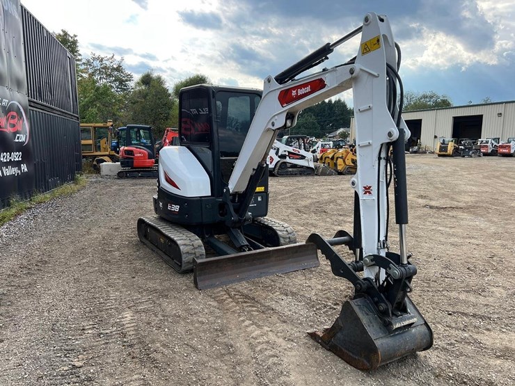 2024-bobcat-e38-image-8