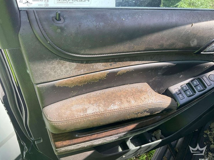 2018-chevrolet-tahoe-image-10