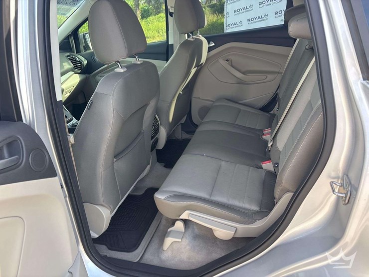 2016-ford-escape-image-22