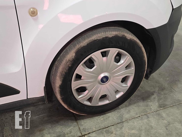 2022-ford-transit-connect-image-22