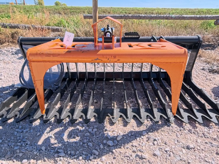 #3078-•-new-skid-steer-quick-attach-76-inch-skeleton-grapple-image-2