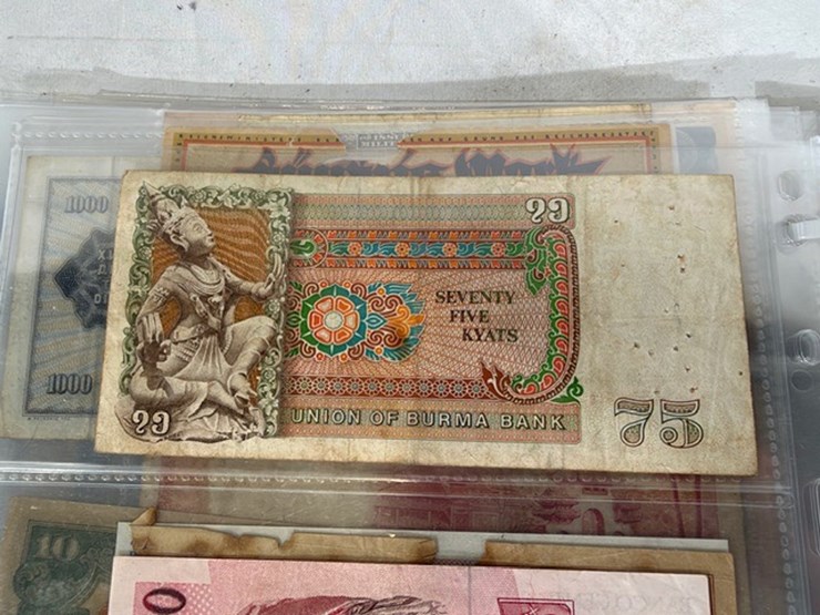 #40308-•-foreign-currency-bank-notes-image-95