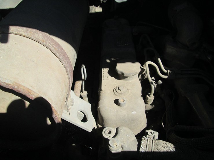 takeuchi-tl26-2-image-11
