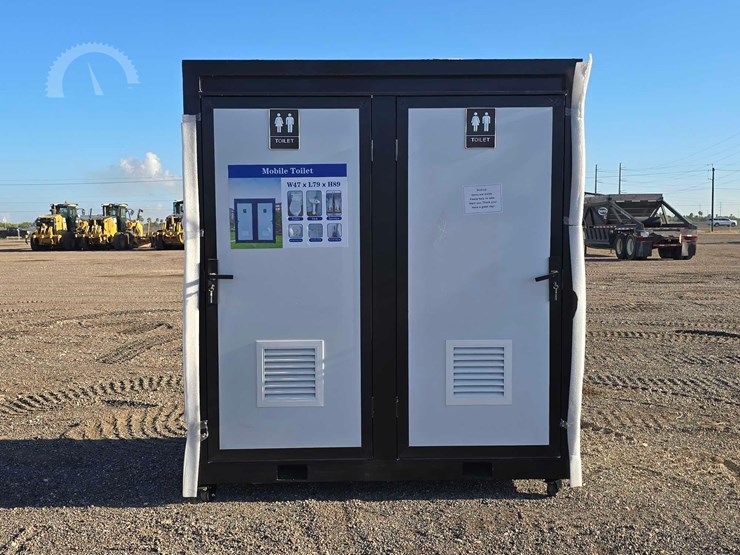 mobile-toilet-image-7