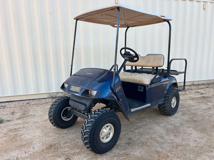 e-z-go-txt-electric-golf-cart-custom-lifted-image-1