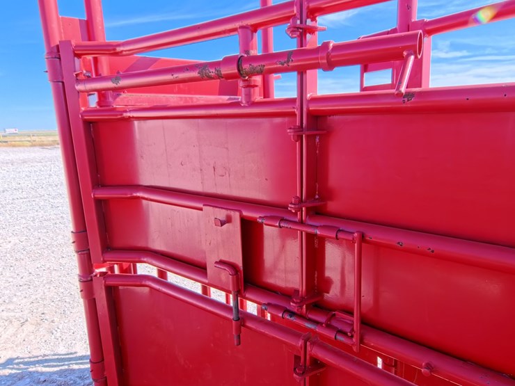 #2075-•-ranchers-livestock-equipment-calving-pen/-tub-image-8