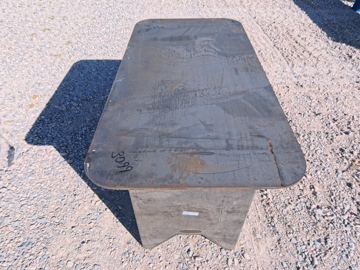 #3098-•-new-30"-x-57"-welding-table-image-1