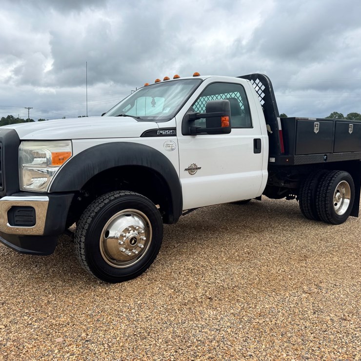 2016 FORD F550 XL