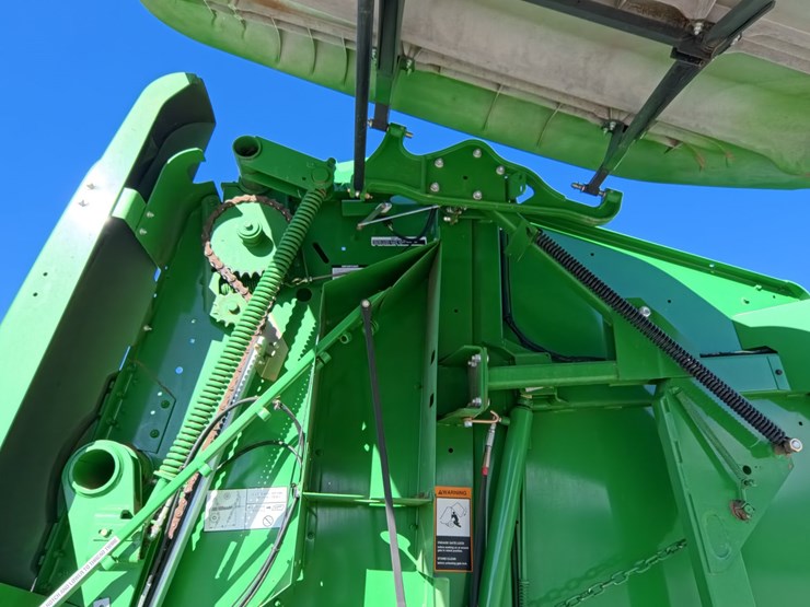 john-deere-569-premium-image-23