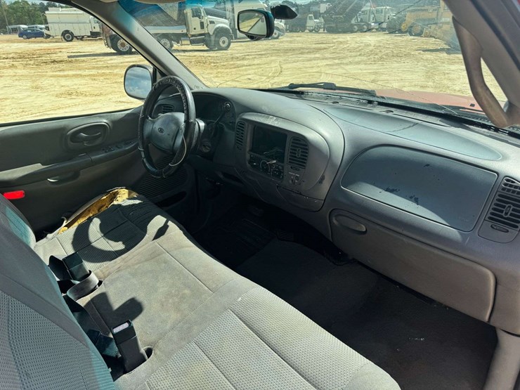 1999-ford-f150-xlt-image-14