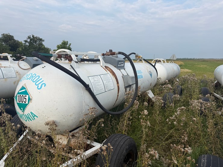 10-4-1000-gallon-nh3-tanks-image-2