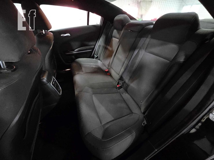 2018-dodge-charger-image-15