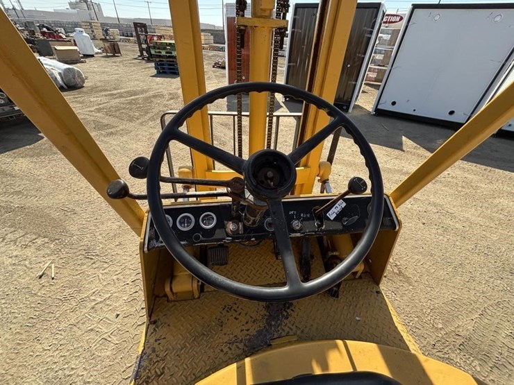 hyster-60-forklift-image-17