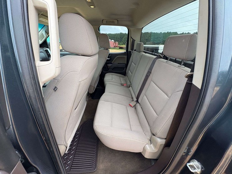 2017-chevrolet-silverado-1500-image-14