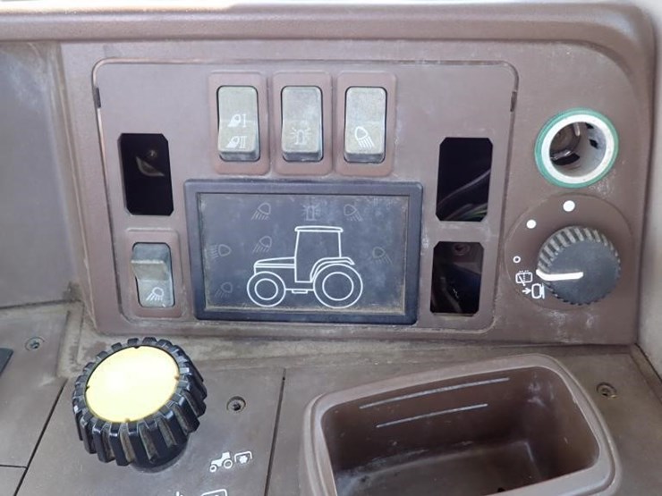 john-deere-6420-image-30