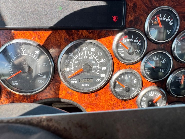 2010-western-star-4900-image-9