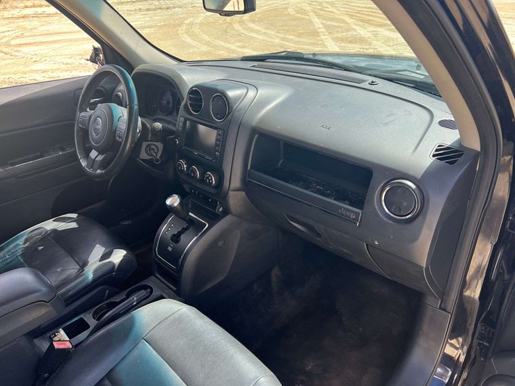 2016-jeep-patriot-image-17