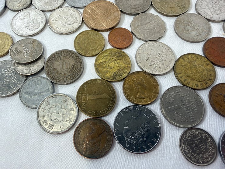 #40146-•-bag-of-foreign-coins-image-5