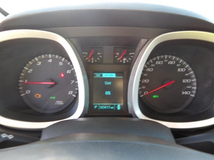 2015-chevrolet-equinox-image-19