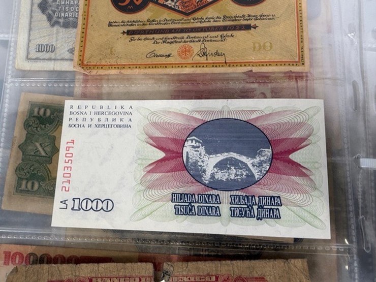 #40308-•-foreign-currency-bank-notes-image-84