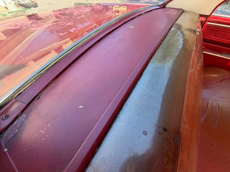 1965-chevrolet-chevelle-300-deluxe-4-door-sedan-(33,434-miles)-image-51