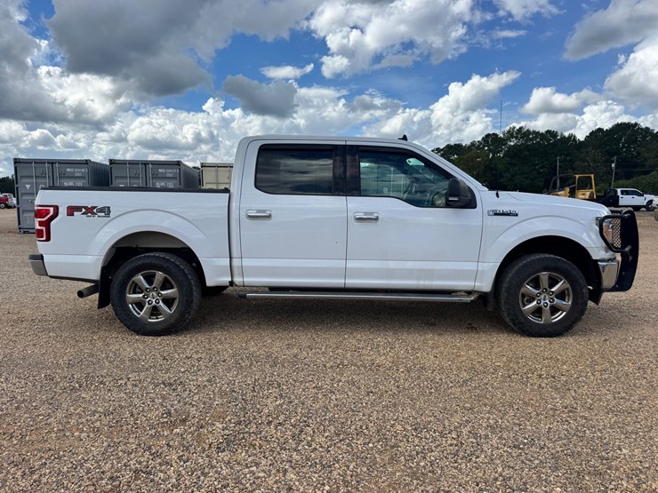2020-ford-f150-xlt-image-7