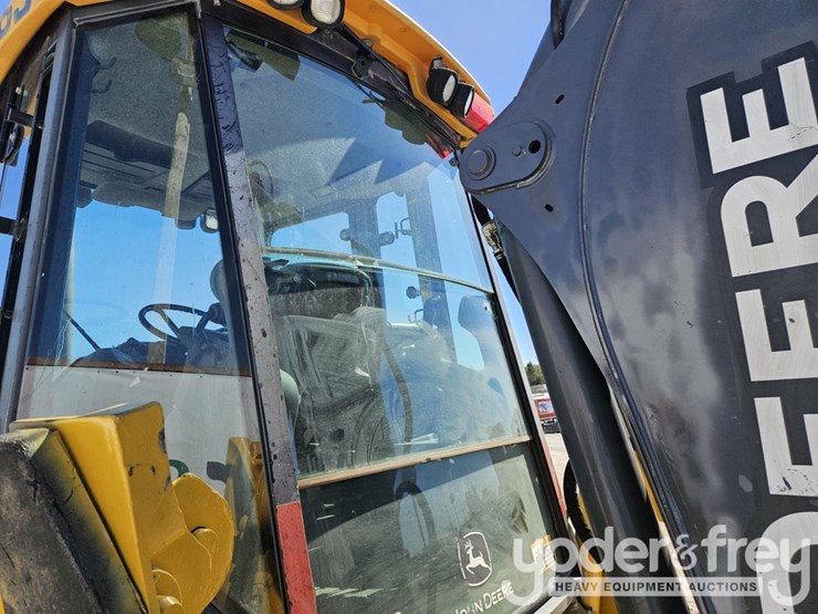 2013-deere-310k-image-22