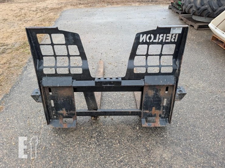 berlon-walk-through-pallet-forks-image-2