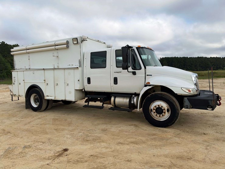2013-international-durastar-4300-image-4
