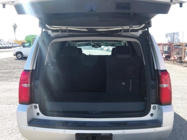 2018-chevrolet-tahoe-image-13