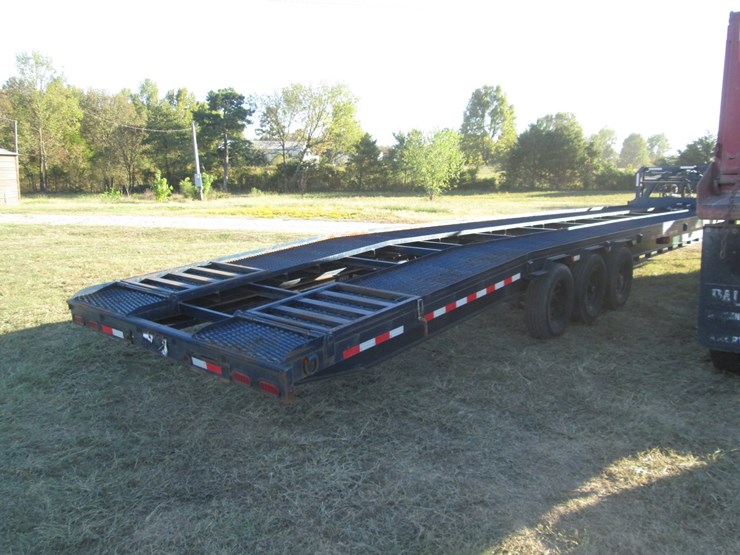 2025-custom-trailer-image-3