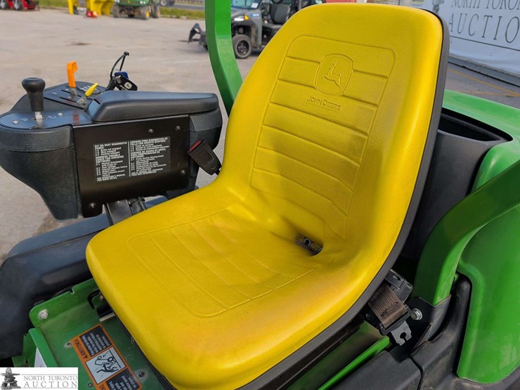 2015-john-deere-2500-image-17