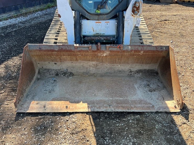 2012-bobcat-t630-image-10