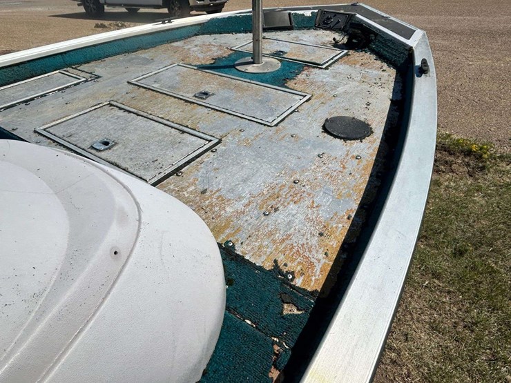1998-lowe-170-aluminum-bass-boat-w/-trailer-image-20