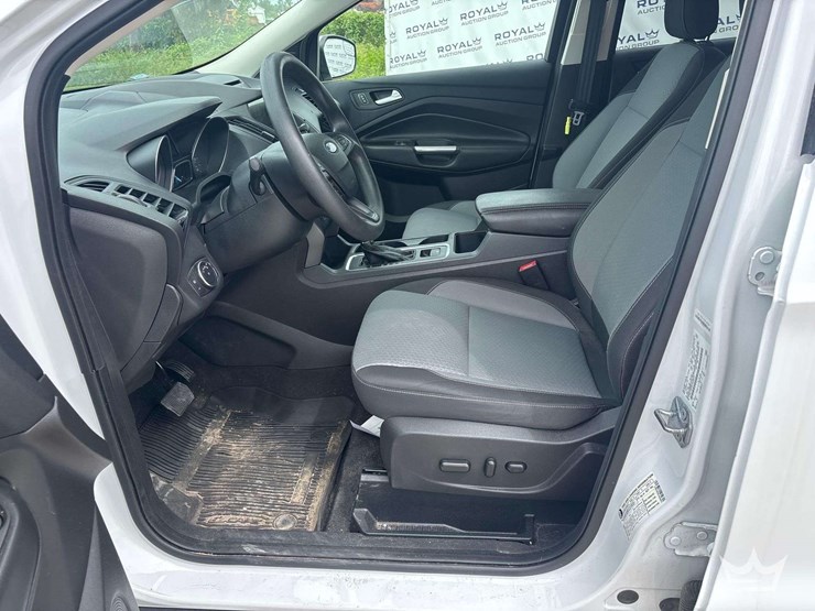 2018-ford-escape-image-12