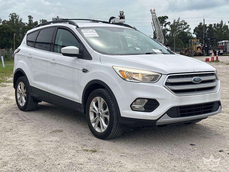 2018-ford-escape-image-2