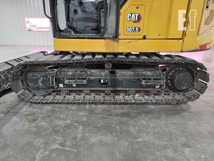 2021-caterpillar-307.5-image-30